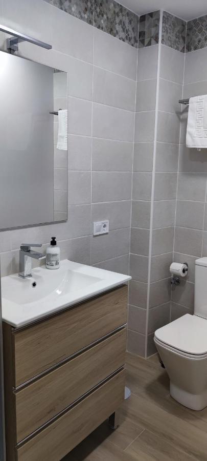 Apartamento Los Boliches Suite Фуeнхирола Екстериор снимка