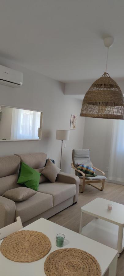 Apartamento Los Boliches Suite Фуeнхирола Екстериор снимка