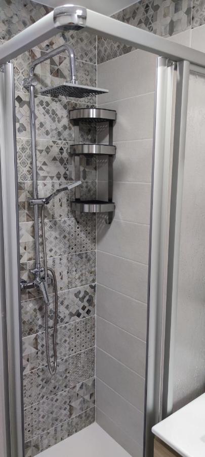Apartamento Los Boliches Suite Фуeнхирола Екстериор снимка