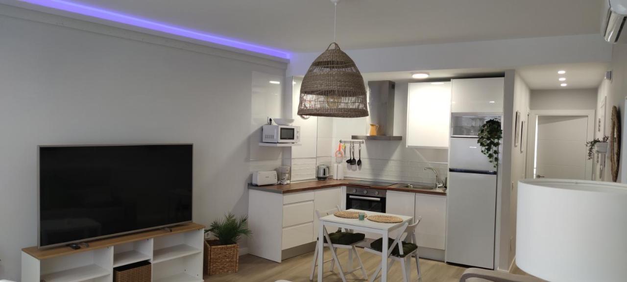 Apartamento Los Boliches Suite Фуeнхирола Екстериор снимка